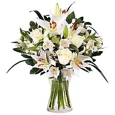 Innocent Love Flowers Delivery to India