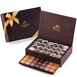 Godiva Royal Gift Box Large, 94 pcs delivery to Spain
