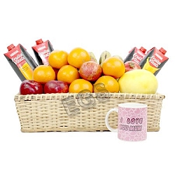 Hamper for Mom delivery to Pakistan