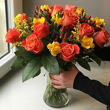Sunset Roses and Freesias delivery to UK