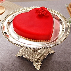 2Lbs Fondant Heart Shape Cake from Pearl Continental Hotel delivery to Pakistan