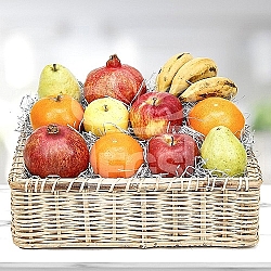  Small Fruit Basket delivery to Pakistan