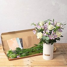 Laura Flowers Delivery UK