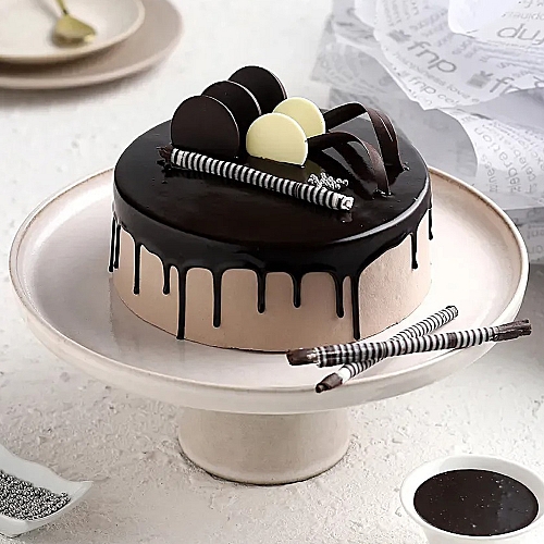 Send Chocolate Cream Cake Delivery