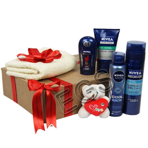 Nivea gift hamper for Men Send gift to Pakistan ExpressGiftService