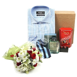 Exclusive Hamper with Chocolate and Flowers