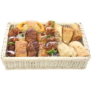 Hot Snacks Basket From Bakery delivery to Pakistan