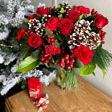 Christmas Roses and Carnations