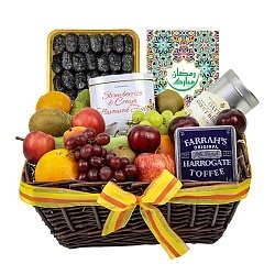 Ramadan Glory Gourmet Fruit Basket