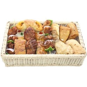 Hot Snacks Basket From Bakery delivery to Pakistan